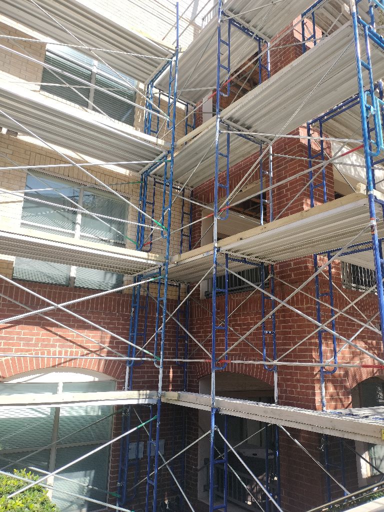 Commercial scaffolding project 28