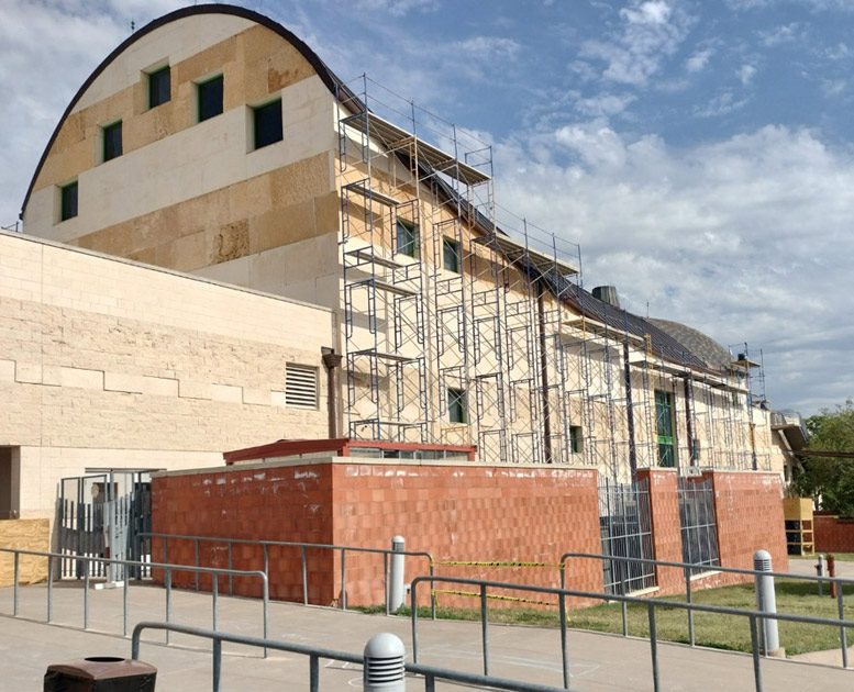Roofer fall-protection scaffolding 20